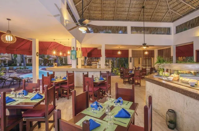 WhalaBavaro Punta Cana restaurant buffet